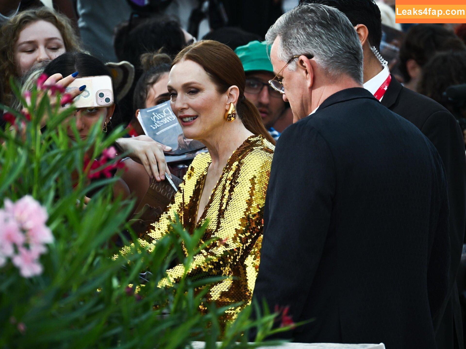 Julianne Moore / juliannemoore leaked photo photo #0117