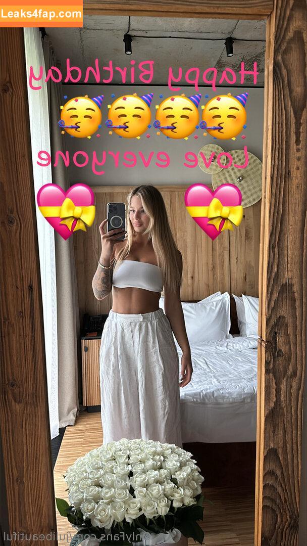 julibeautiful / juli.beautiful leaked photo photo #0031