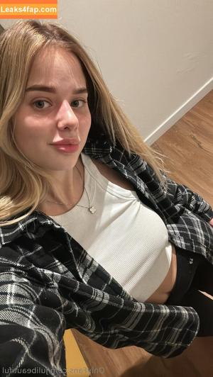 julibeautiful photo #0026