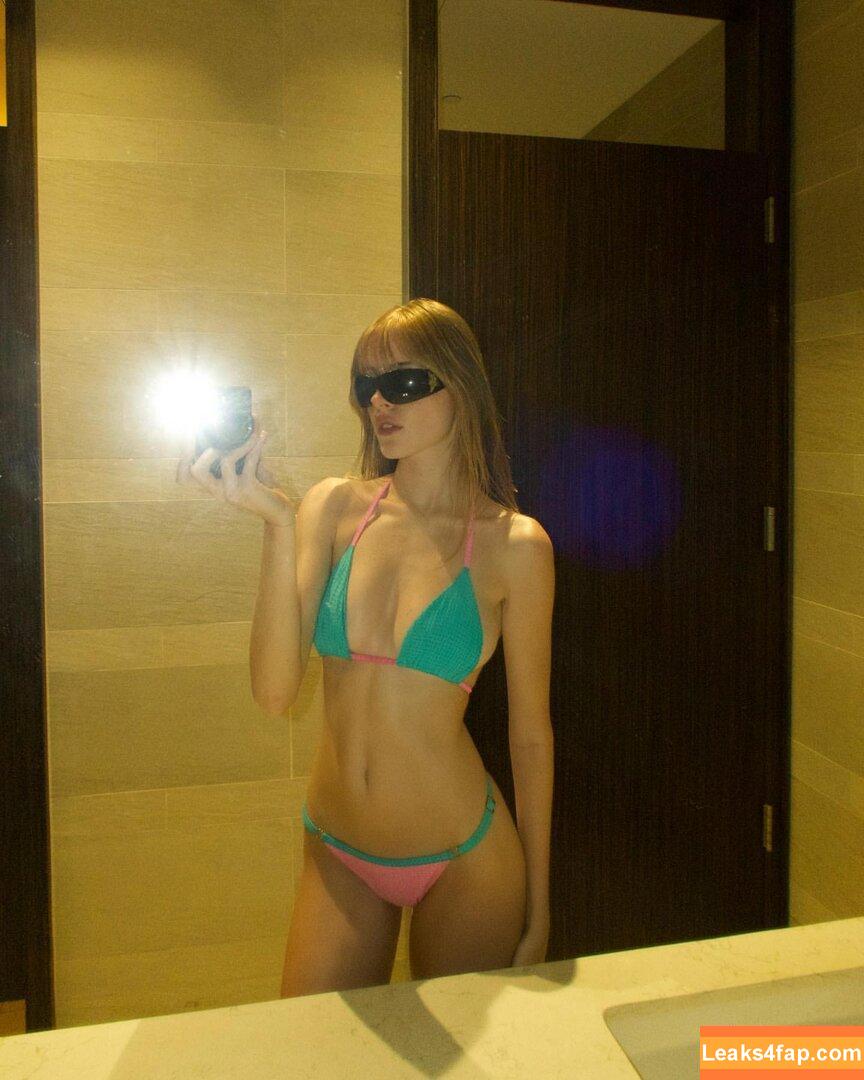 Julie Macaluso / julie.macaluso leaked photo photo #0005