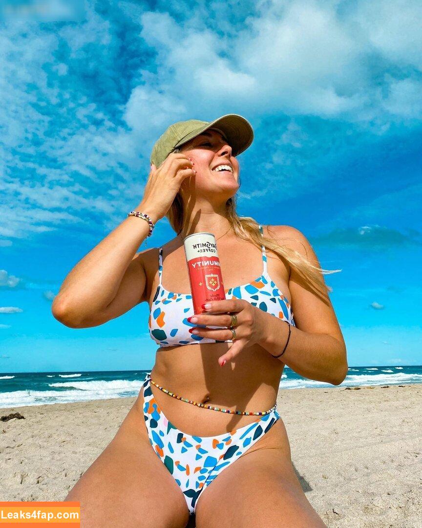 julie.tirado /  leaked photo photo #0026