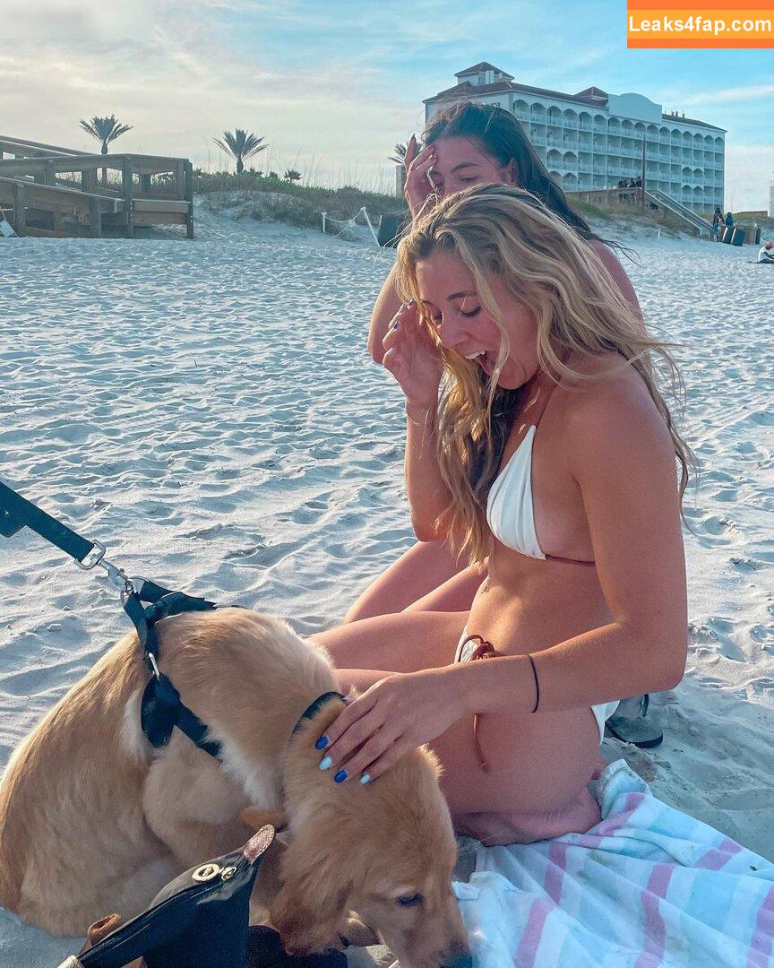 julie.tirado /  leaked photo photo #0055