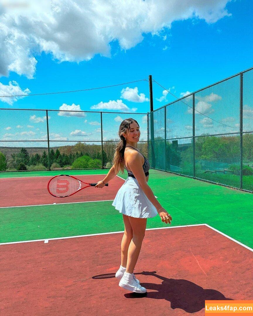julie.tirado /  leaked photo photo #0372