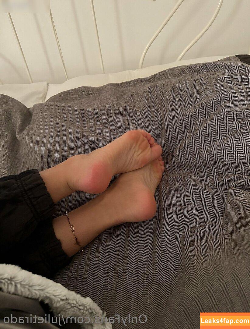 julie.tirado /  leaked photo photo #0384