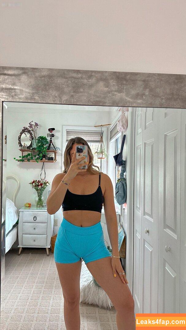julie.tirado /  leaked photo photo #0392
