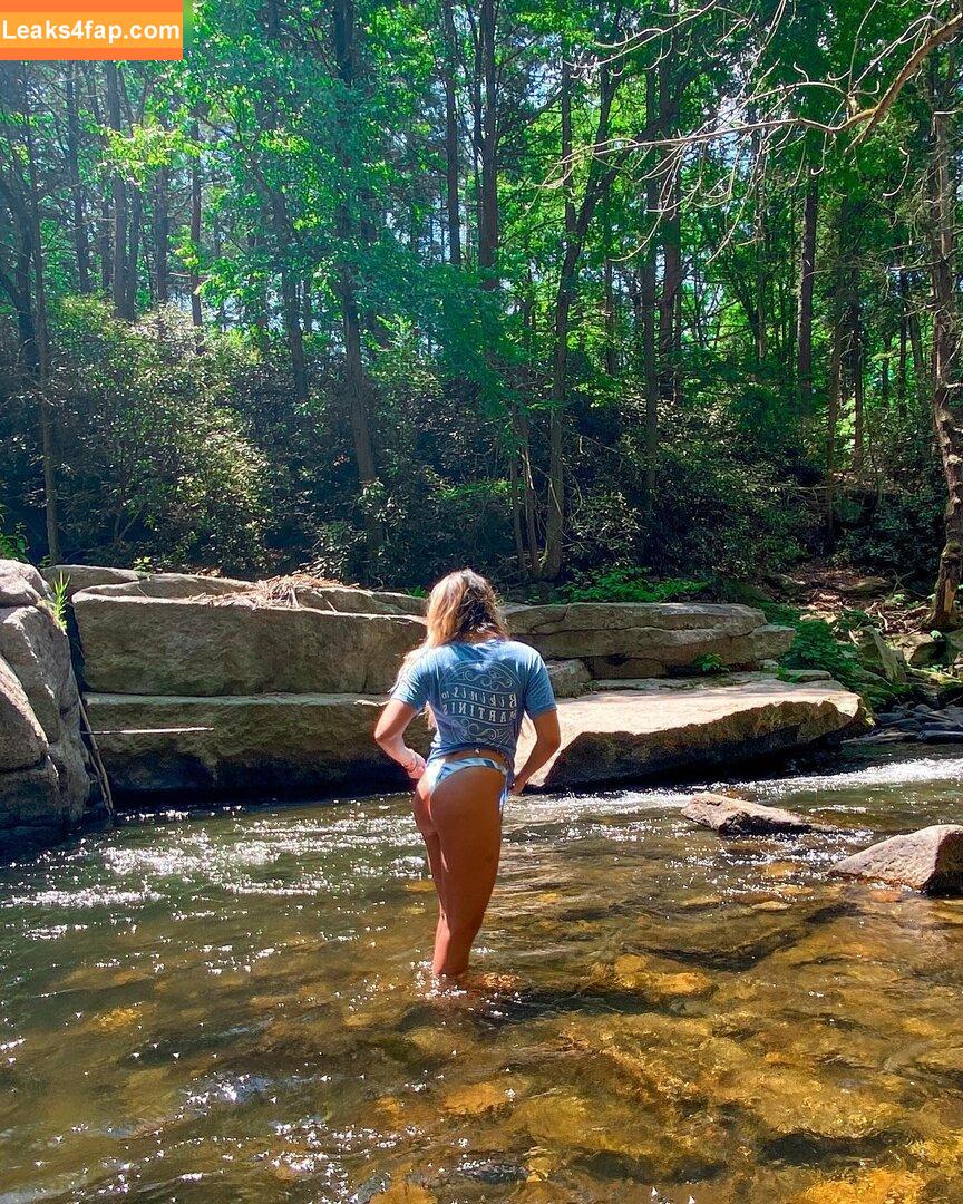 julie.tirado /  leaked photo photo #0409