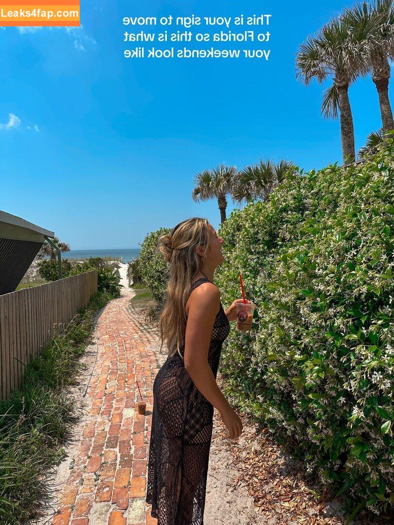 julie.tirado /  leaked photo photo #0603