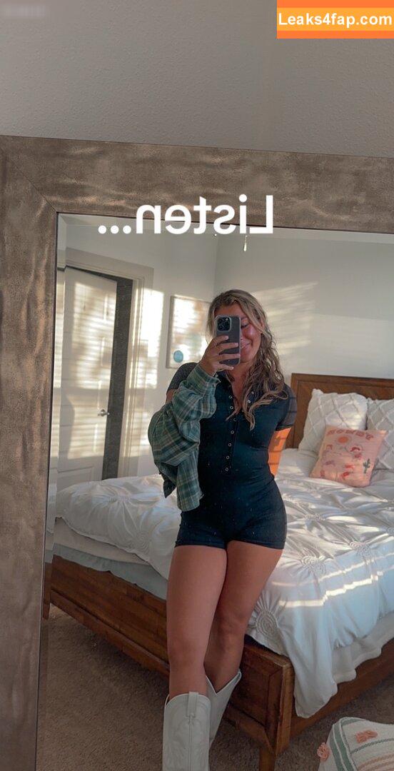 julie.tirado /  leaked photo photo #0610