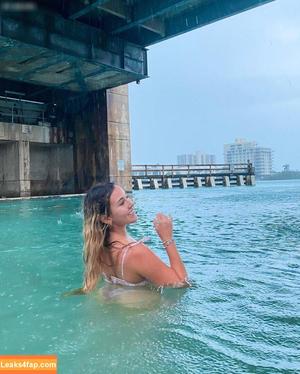 julie.tirado photo #0018