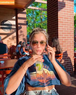 julie.tirado photo #0098