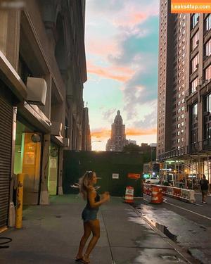 julie.tirado photo #0111