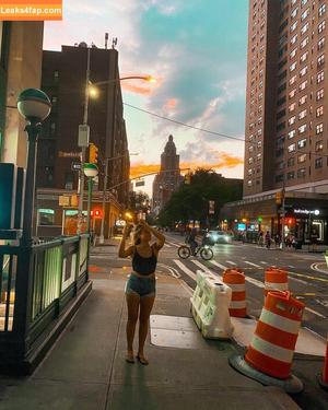 julie.tirado photo #0114