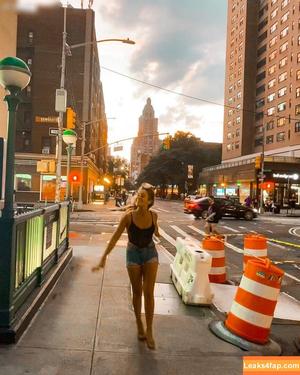 julie.tirado photo #0115