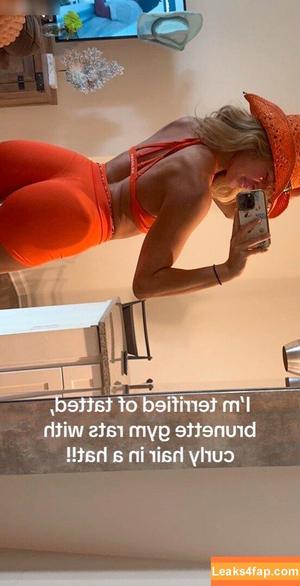 julie.tirado photo #0579