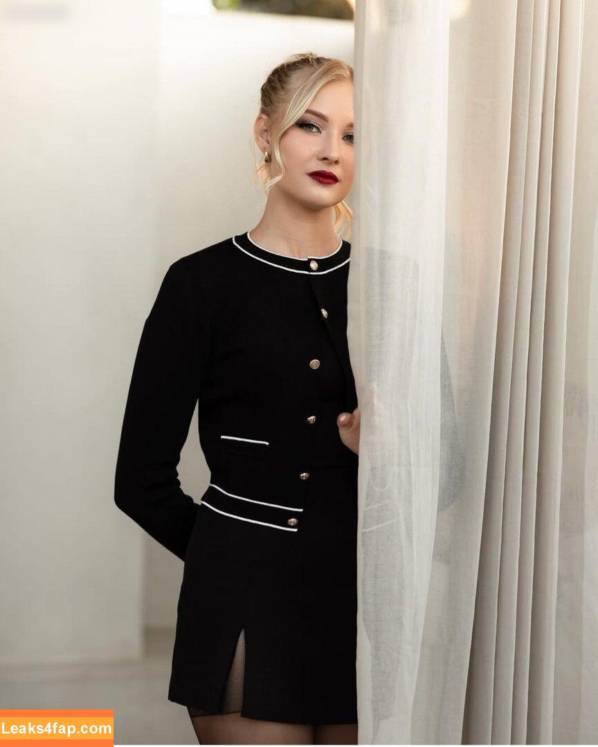 Juliet Small /  leaked photo photo #0031