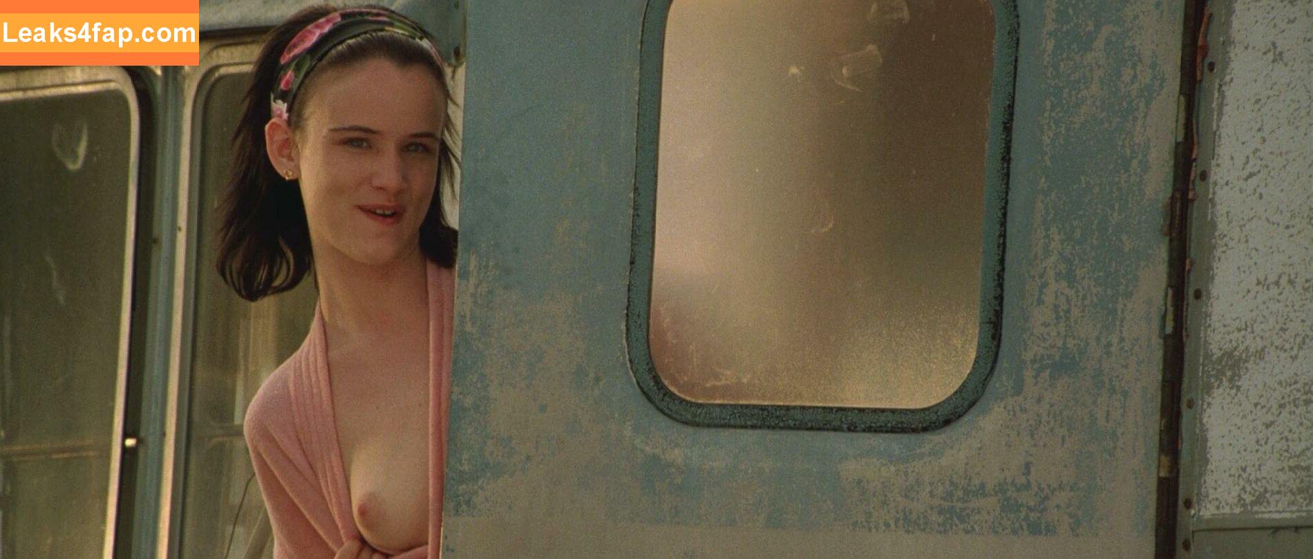Juliette Lewis / juliettelewis leaked photo photo #0014