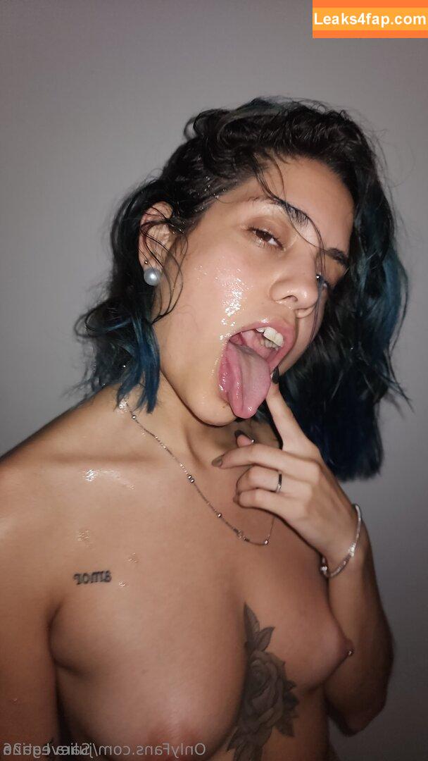 JulieVega26 / julievegaaaaa leaked photo photo #0018