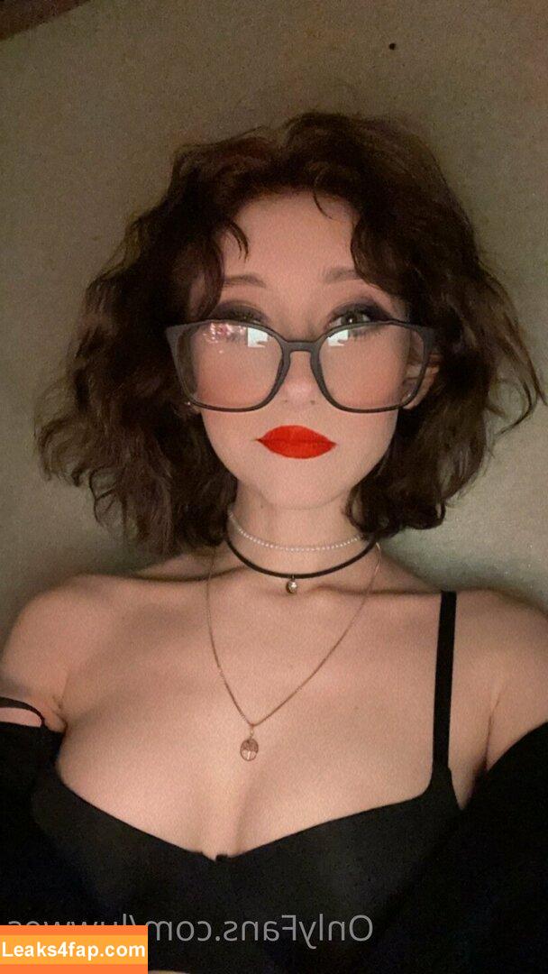 juliluww /  leaked photo photo #0005