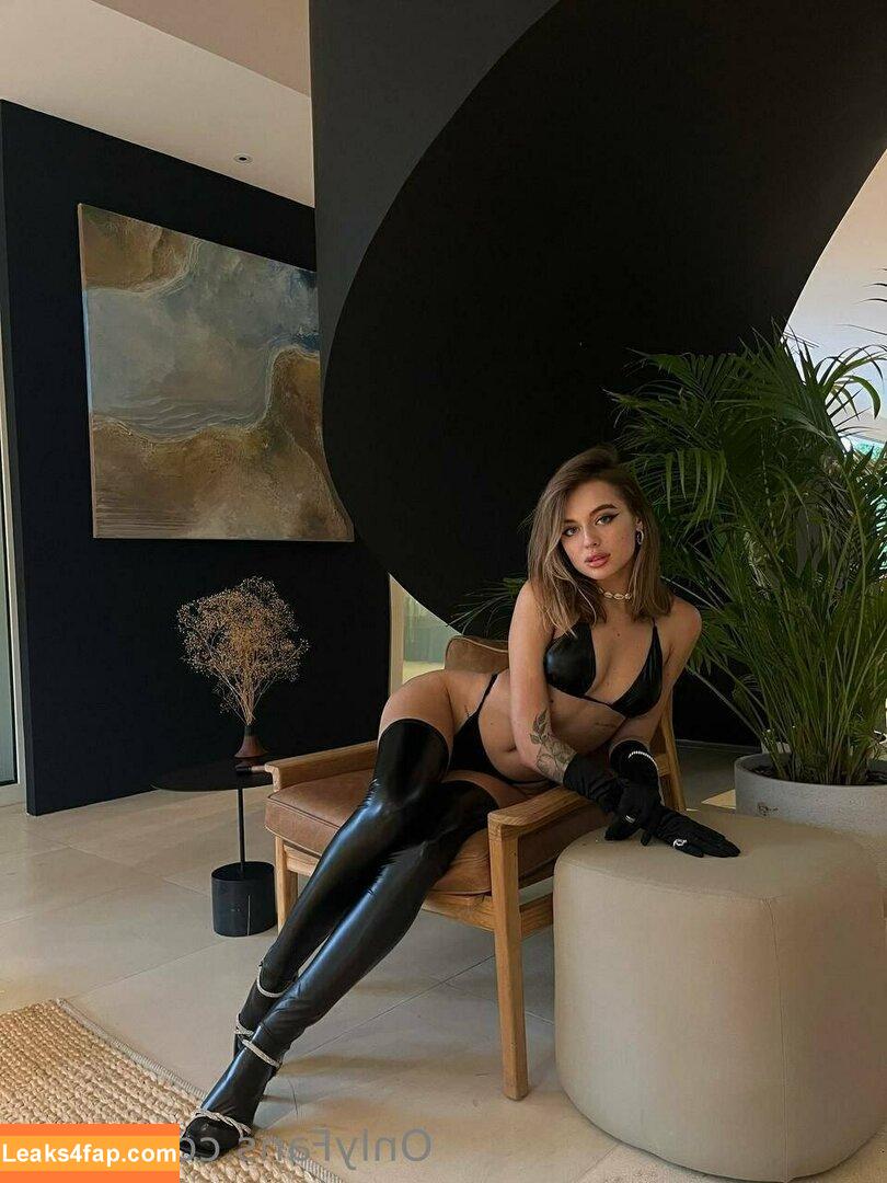 julox / risitjulio96 leaked photo photo #0152