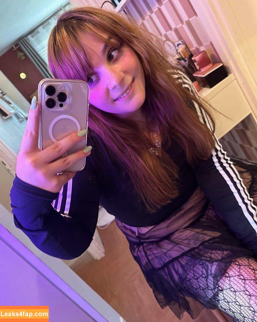 June Fembug / faecuddlebug / https: leaked photo photo #0018