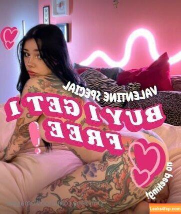 Juneeberri leaked photo photo #0028