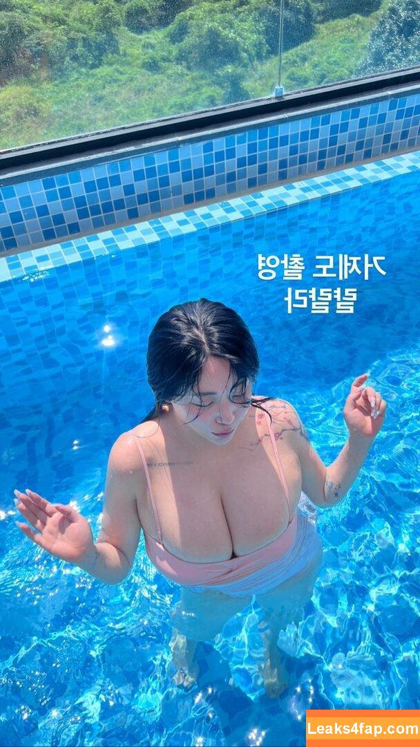 Jung Hye Bin / yourxhiii / 상쾌하이 leaked photo photo #0120