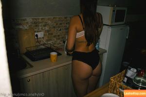 jungle_girl photo #0002