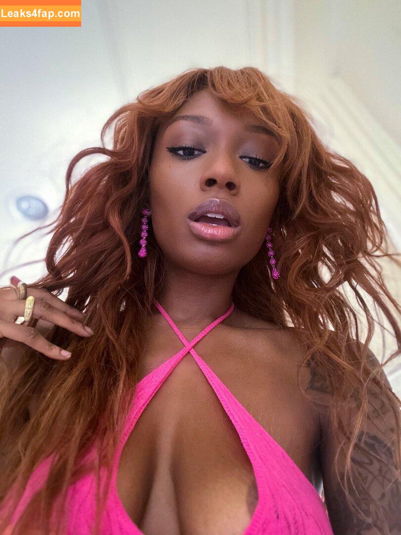 Junglepussy / twunk_bubbs leaked photo photo #0023