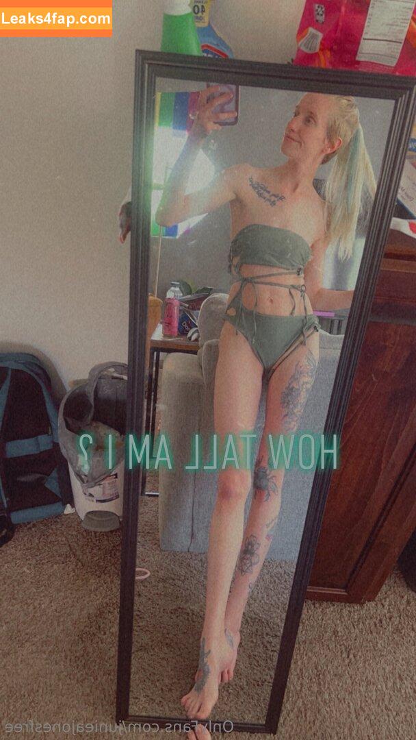 junieajonesfree /  leaked photo photo #0001
