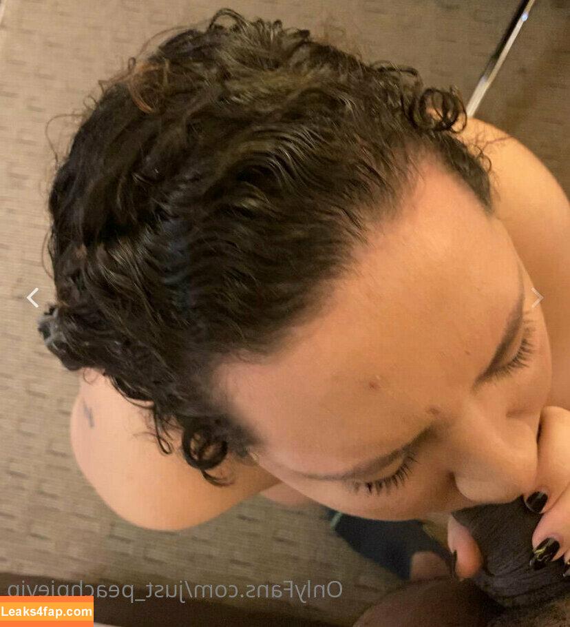 just_peachpievip / just_peachie__ leaked photo photo #0002