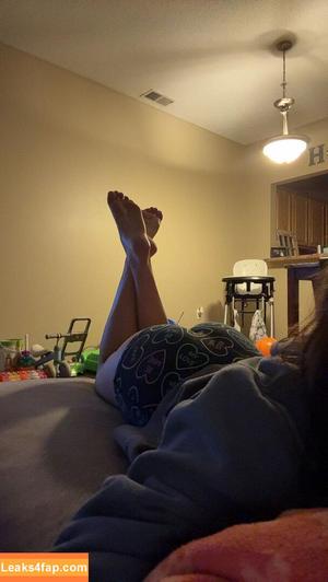 justabitchfullofattitud3 photo #0001