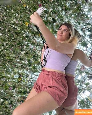 JustBecci / beccisplayground photo #0054