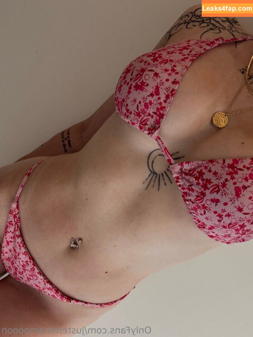 justemmamoooon / emmaloveee__ leaked photo photo #0043