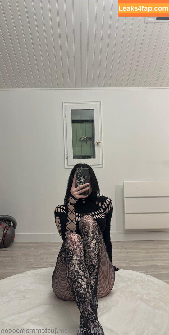 justemmamoooon / emmaloveee__ leaked photo photo #0049