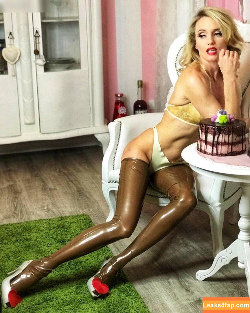 Justine Mattera / justineelizabethmattera leaked photo photo #0128