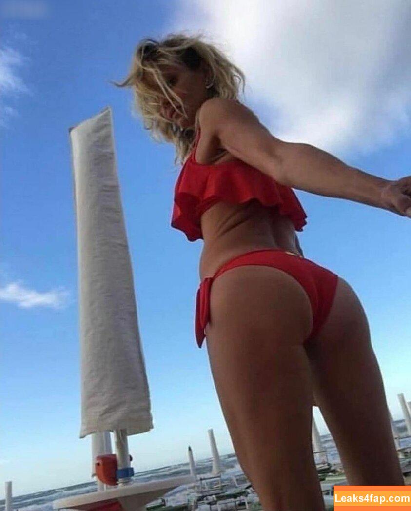 Justine Mattera / justineelizabethmattera leaked photo photo #0204