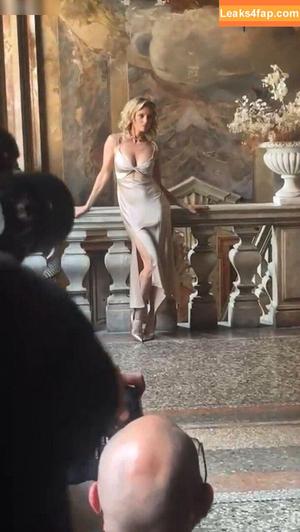 Justine Mattera photo #0033