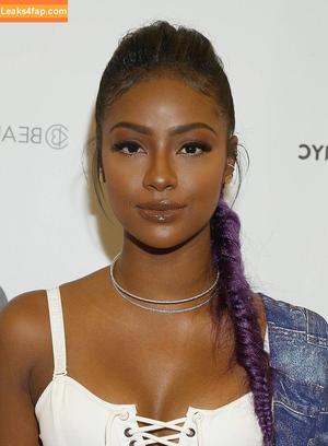Justine Skye photo #0207