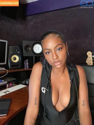 Justine Skye photo #0210
