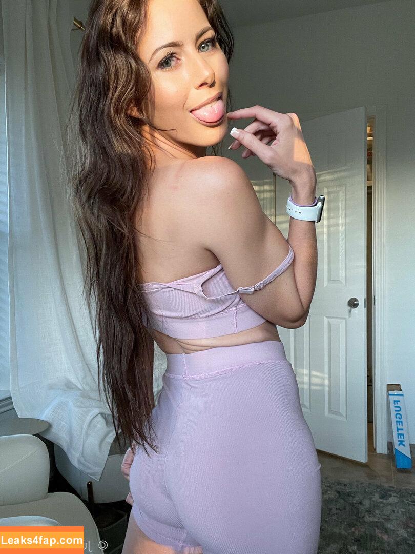 justinejakobs / justine.fun leaked photo photo #0585