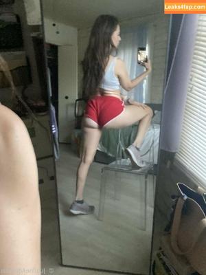 justinejakobs photo #0212