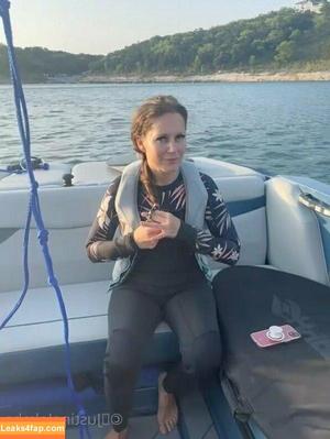 justinejakobs photo #0812