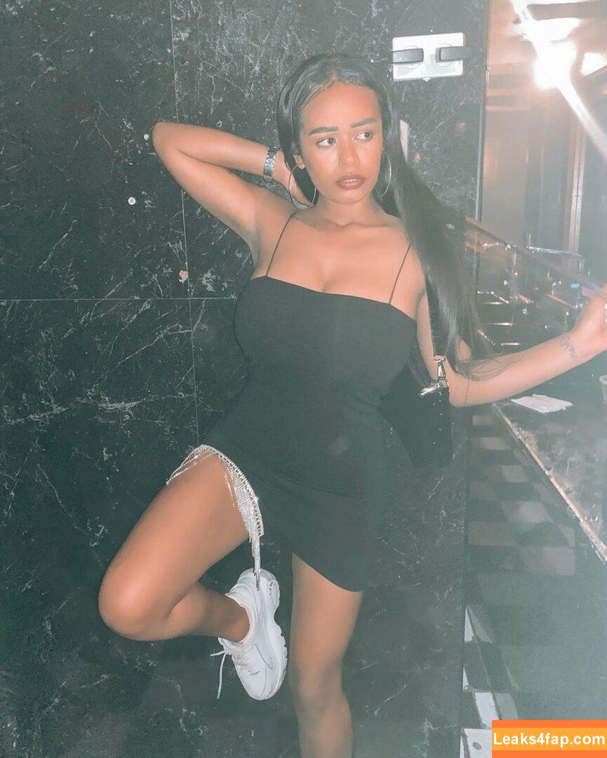 JustNati / _justnati_ leaked photo photo #0016