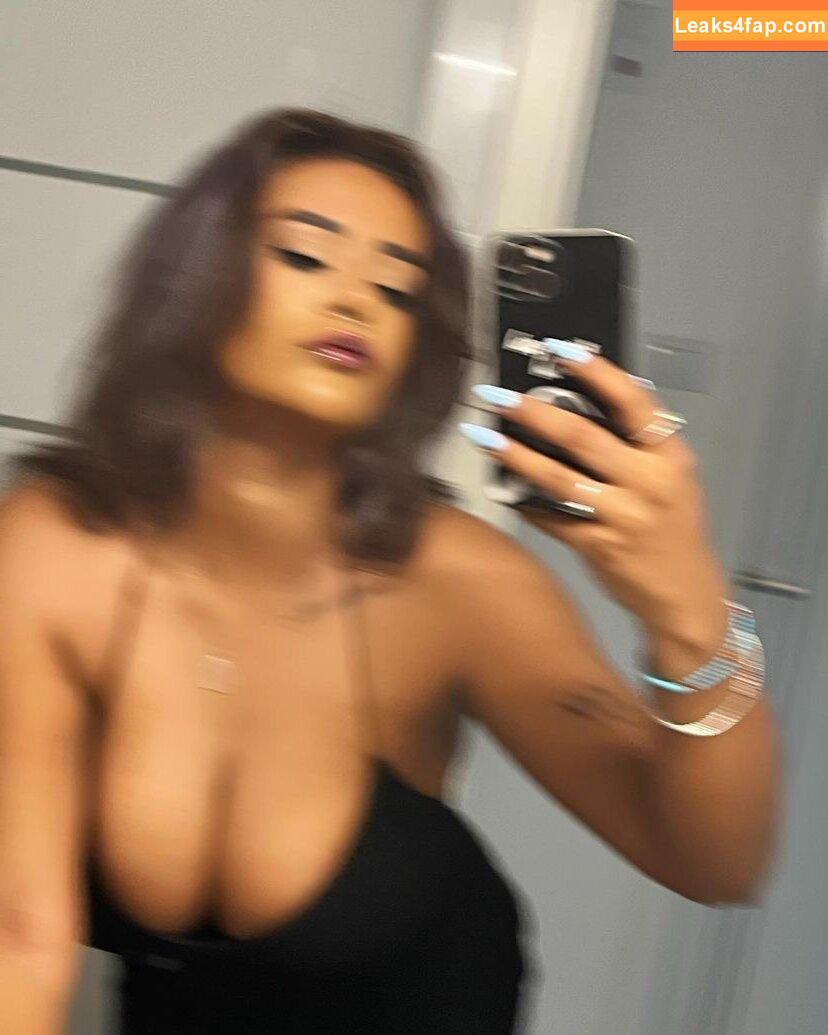 JustNati / _justnati_ leaked photo photo #0152