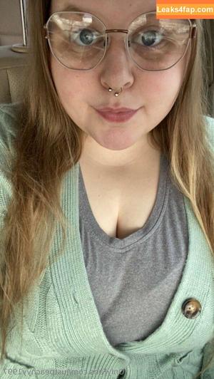 justpeachyy1997 photo #0023