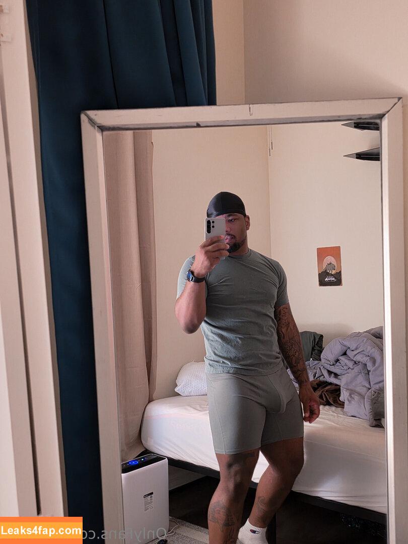 justvibn / justvibin4u leaked photo photo #0014