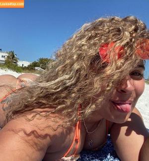 JustYeliz photo #0018