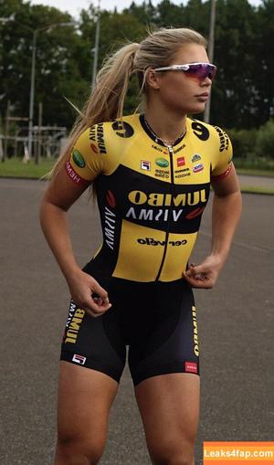 Jutta Leerdam photo #0096