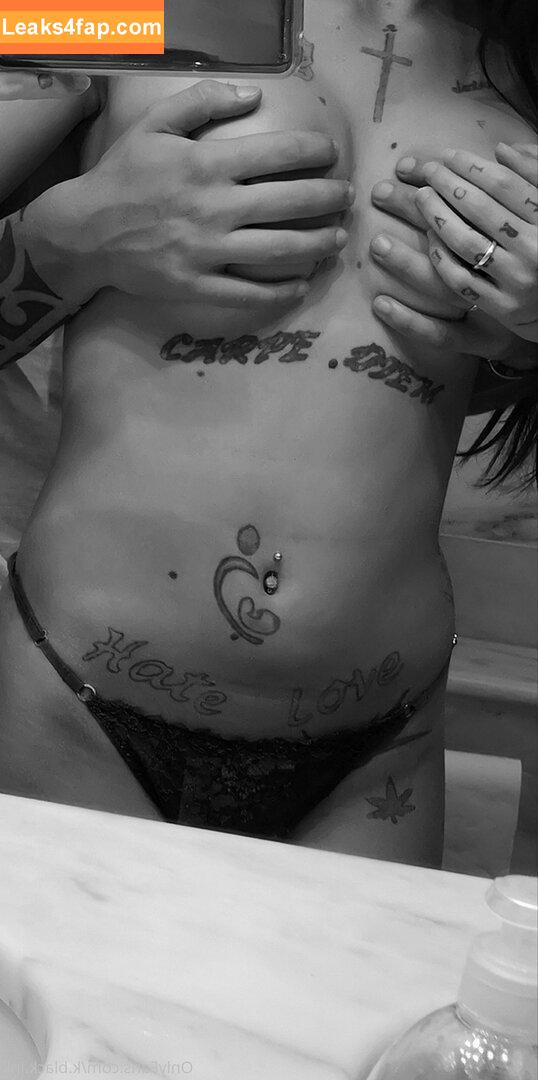 k.black.ink /  leaked photo photo #0011