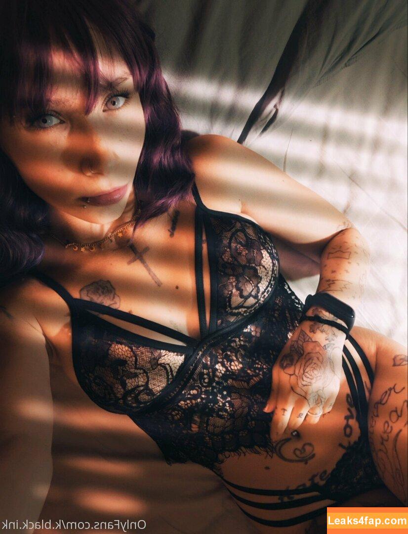 k.black.ink / kattatgirl leaked photo photo #0021